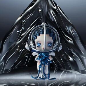 Popmart SkullPanda The Sound The Awe.